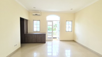 Rumah Sewa Murah Lokasi Pantai Indah Kapuk, Jakarta Utara, LB 600m²