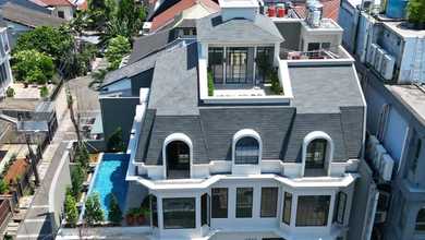 Rumah Prestisius di Kawasan Senopati, Jakarta Selatan, LB 650m², Harga 35 Miliar