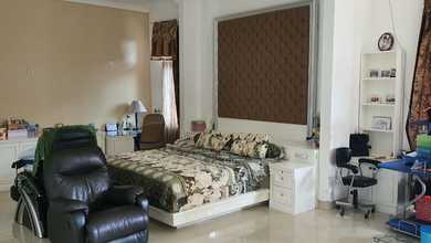 Rumah Elegan di Pantai Mutiara, Jakarta Utara, 3 Kamar Tidur, LT 312m²