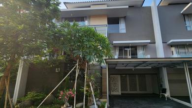 Rumah Elegan di Pantai Indah Kapuk 2, Jakarta Utara, 4 Kamar Tidur, LT 240m²