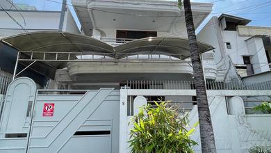 Hunian Elite di Kawasan Pluit, Jakarta Utara, LB 240m², Harga 6,7 Miliar