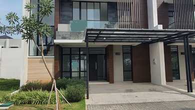 Rumah Mewah di Pantai Indah Kapuk 2, Jakarta Utara, 5 KT, LT 200m²