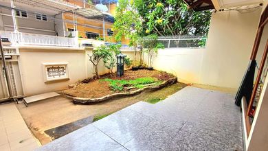 For Sale rumah Premium di Pluit, Jakarta Utara - LT 230m²