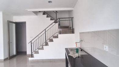 Rumah Modern Luas 80 Jual di Pantai Indah Kapuk 2, Jakarta Utara