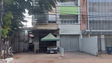 Jual Tebet Ruko 4 1/2 Lantai Parkiran Luas Di Tebet Jakarta