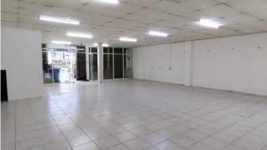 Disewakan Ruko Gandeng Plong Siap Pakai Di Jatinegara Jakarta