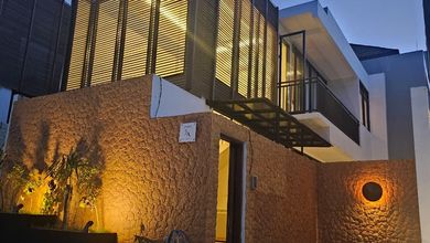 Vila Minimalis Modern, Darmawangsa Lingkungan Bersih Dan Asri