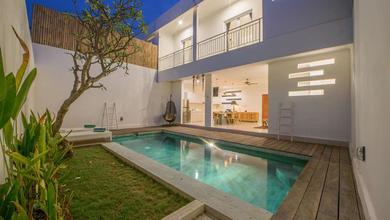 Vila 2 Kamar Tidur, Berlokasi di Seminya Central