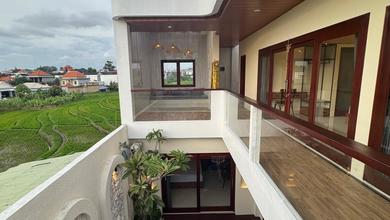 Modern Villa Brand New di Canggu, Private Pool, Fully Furnished
