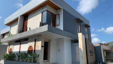 Villa 2 Lantai Jimbaran, Shm Super Dekat Langsung Ke Jln. Utama Hanya 200 M Area Kampus Udayana