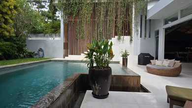 Vila Tropis Mewah Modern Multi Level, Jimbaran Dekat Gwk