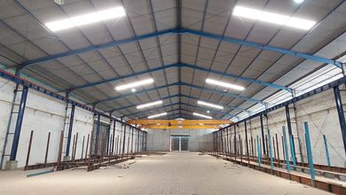 Gudang Kondisi Terawat Dan Siap Pakai di Margomulyo Permai Jalan Utama