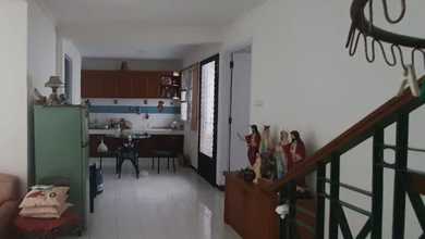 Jual Rumah Strategis di Babatan, Surabaya - LT 144m²