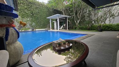 Penawaran Langka, rumah Mewah di BSD De Park, Tangerang, LB 424m²