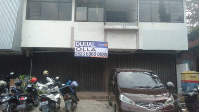 Turun Harga, Murah Dua Ruko Gandeng Dua Lantai di Taman Kebon Jeruk 