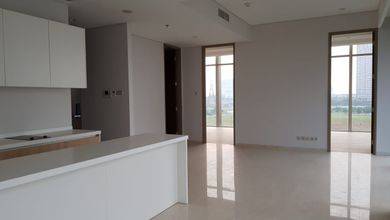 Jual Unit Apartemen Siap Ditempati 3BR Semi Furnished Kondisi Baik