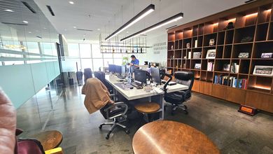 Kantor Furnished, Bagus, Rapi, Siap Pakai di Gold Coast PIK