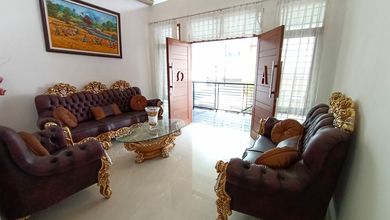 Rumah Sewa Nyaman Lokasi Palmerah, Jakarta Barat, LB 670m²