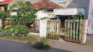 Jual Cepat Tanah Strategis di Semolowaru, Surabaya, LT 140m²