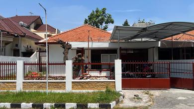 Kesempatan Langka, rumah Prestisius di Manyar, Surabaya, LB 300m²