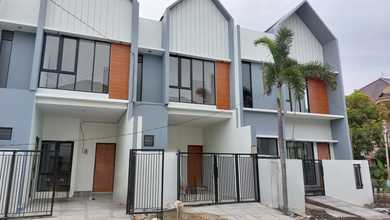 Rumah Dijual di Tenggilis Mejoyo, Surabaya, LB 155m², Harga Kompetitif!