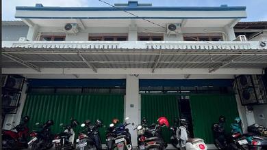 Jual Ruko Ukuran Besar Siap Pakai Menghadap Jalan Besar