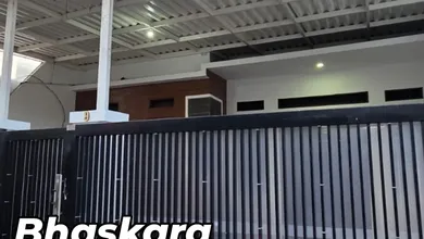 Rumah Siap Pakai di Kawasan Mulyosari, Surabaya, LT 120m²