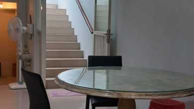 Rumah Dijual di Wiyung, Surabaya, LB 160m², Harga Kompetitif!