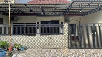 Rumah Dijual di Pondok Tjandra, Sidoarjo, LB 151m², Harga Kompetitif!