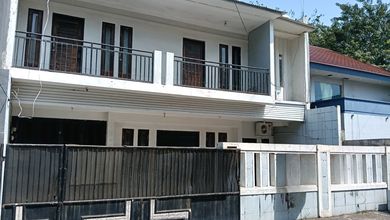 Disewakan Cepat Rumah Cantik dengan Lahan Luas 200 m2 Daerah Sunter