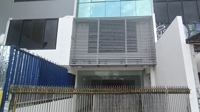 Ruko Bagus Usaha 4 Lantai Full Renov Disewakan Cideng Raya Jakarta Pusat Ruko di Cideng, Gambir, Kota Jakarta Pusat, DKI Jakarta, Indonesia, Cideng 81.0 m² Unfurnished HGB