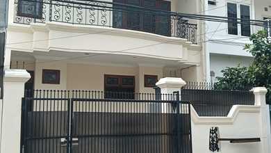 Rumah Sewa Murah Lokasi Sunter, Jakarta Utara, LB 192m²