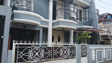 Hunian Elite di Kawasan Palmerah, Jakarta Barat, LB 282m², Harga 5 Miliar