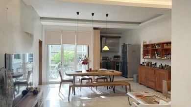 Hunian Mewah di Sunter, Jakarta Utara, 5 Kamar Tidur, LT 217m²