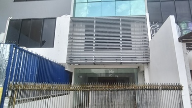Ruko Bagus Usaha 4 Lantai Full Renov Dijual Cideng Raya Jakarta Pusat Ruko di Jakarta Pusat, Jl. Gambir, Gambir, Gambir, Kota Jakarta Pusat, DKI Jakarta, Indonesia, 10110, Cideng 81.0 m² Unfurnished HGB