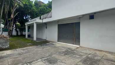 For Sale rumah Premium di Kebayoran Baru, Jakarta Selatan - LT 656m²