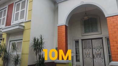 Rumah Mewah di Taman Palem, Jakarta Barat, 4 Kamar Tidur, LT 400m²