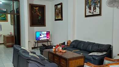 Kesempatan Eksklusif, rumah Prestisius di Rawamangun, Jakarta Timur, LB 160m²