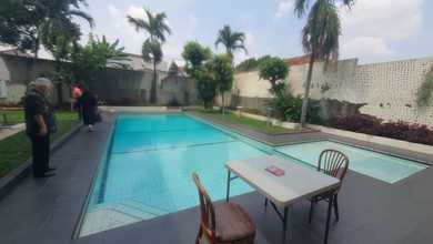 Hunian Mewah di Menteng Dalam, Jakarta Selatan, 8 Kamar Tidur, LT 925m²