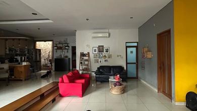 For Sale rumah Eksklusif di Kelapa Gading, Jakarta Utara - LT 292m²