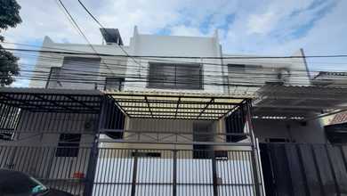 Jual Segera Rumah Mewah area Tanjung Duren, Jakarta Barat, LT 90 m2