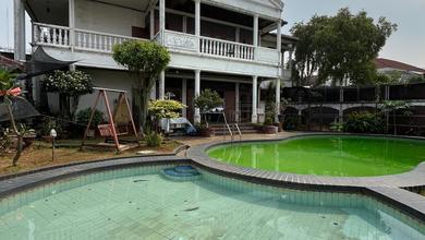 Kesempatan Langka, rumah Prestisius di Kebon Jeruk, Jakarta Barat, LB 500m²