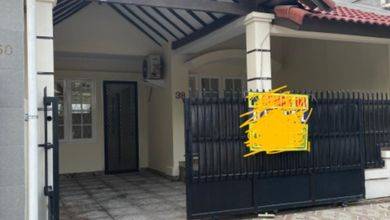 Jual Rumah Eksklusif LT 100 m2 di Taman Royal, Tangerang
