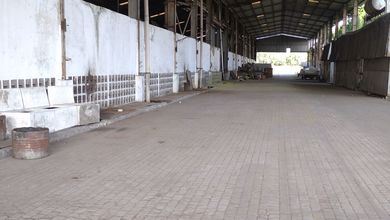 Gudang Tengah Kota Dekat Mal Sumarecon Bekasi