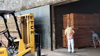 GUDANG DAN WORKSHOP DI JALAN RAYA KARANG PLOSO MALANG