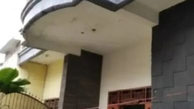 Rumah Elegan di Kebayoran Baru, Jakarta Selatan, 10 Kamar Tidur, LT 214m²