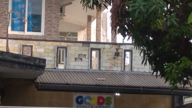 Hunian Mewah di Kampung Ambon, Jakarta Timur, 4 KT, LT 350m²