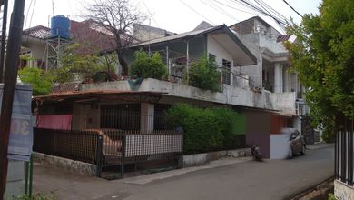 Rumah Mewah di Kawasan Pulo Asem, Jakarta Timur, LB 155m², Harga 2,8 Miliar