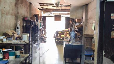 Turun Harga ! Ruko Tua Dekat Pasar Kenari Jakarta Pusat 