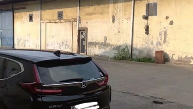 Gudang Dalam Komplek Akses Kontainer 40 Feet Di Cakung